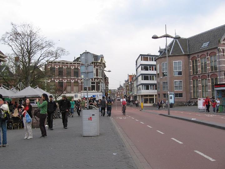 Amsterdam 28.jpg - Anziehungspunkte sind vor allem die vielen Grachten, Coffeeshops und Museen sowie der Rotlichtbezirk Walletjes im Stadtzentrum von Amsterdam.